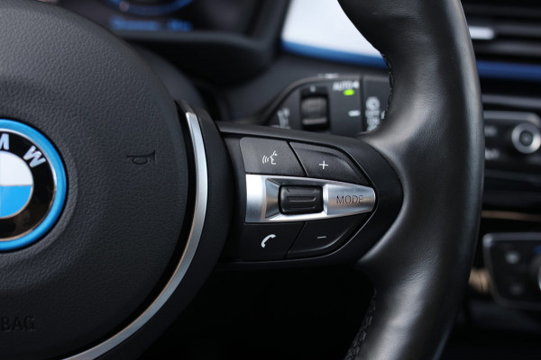 BMW X1 XDrive25e M-Sport *Pano*H/K*Head-Up*Camera*Keyless*Trekhaak*
