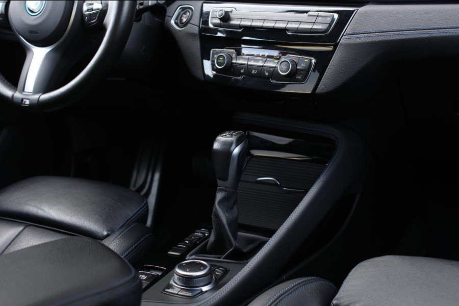 BMW X1 XDrive25e M-Sport *Pano*H/K*Head-Up*Camera*Keyless*Trekhaak*
