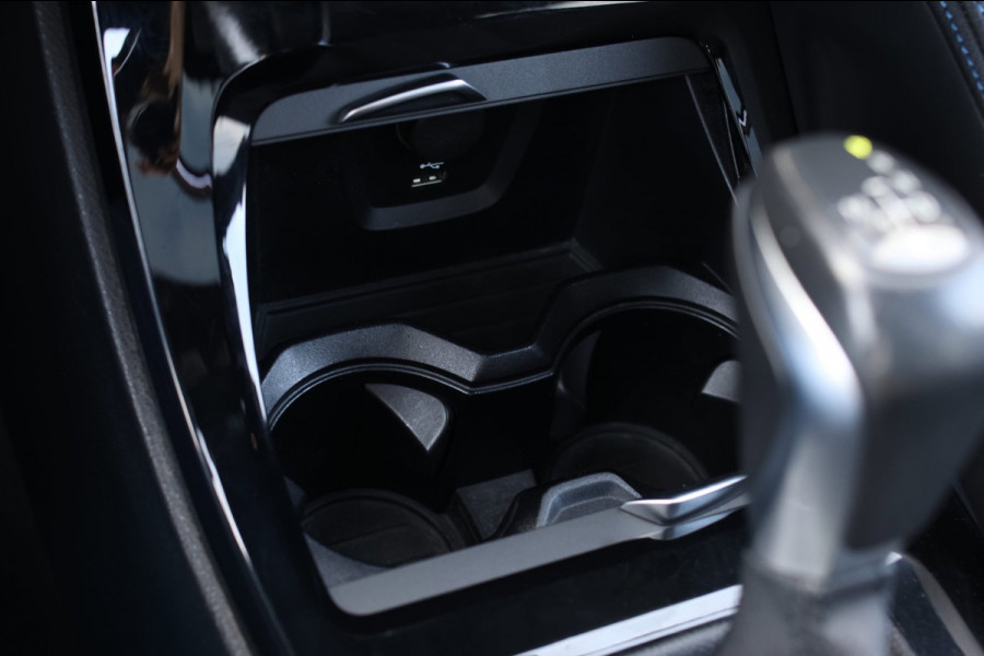 BMW X1 XDrive25e M-Sport *Pano*H/K*Head-Up*Camera*Keyless*Trekhaak*