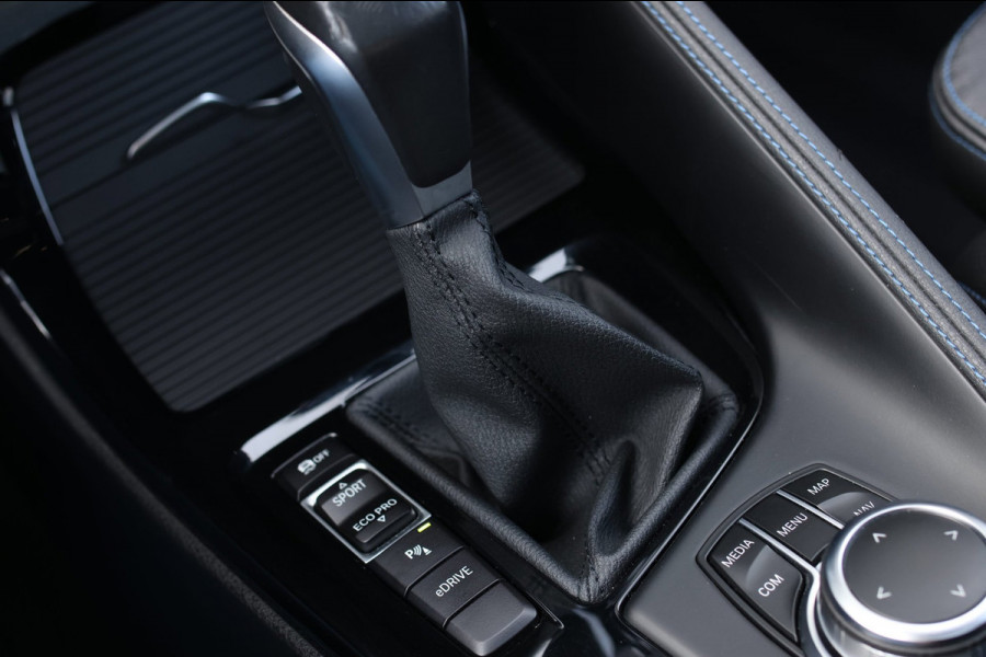 BMW X1 XDrive25e M-Sport *Pano*H/K*Head-Up*Camera*Keyless*Trekhaak*