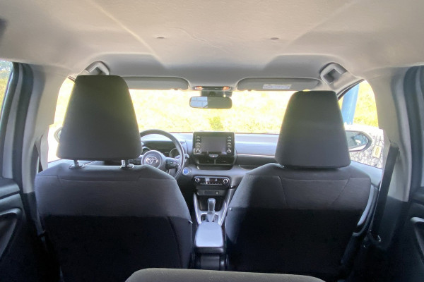 Toyota Yaris 1.5 Hybrid Dynamic/ Virtual CP/ DriveAssist/ CarPlay/ Fabrieksgarantie/ NAP/ Dealeronderhouden