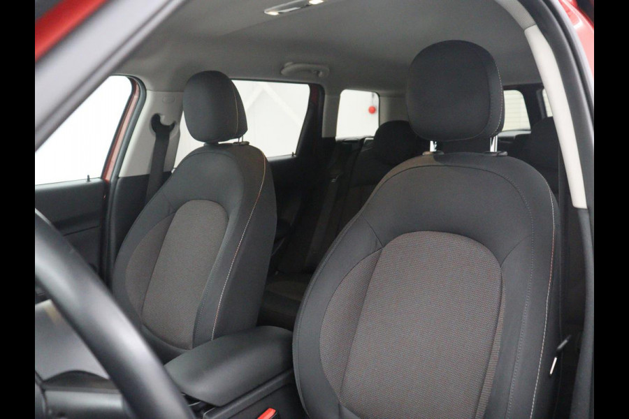 MINI Clubman 1.5 One Salt | Cruise control | Navigatie | Bluetooth | Climate control | NAP 88.741km. | 16" velgen