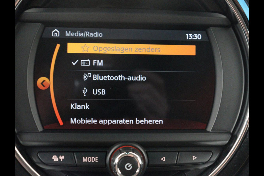 MINI Clubman 1.5 One Salt | Cruise control | Navigatie | Bluetooth | Climate control | NAP 88.741km. | 16" velgen