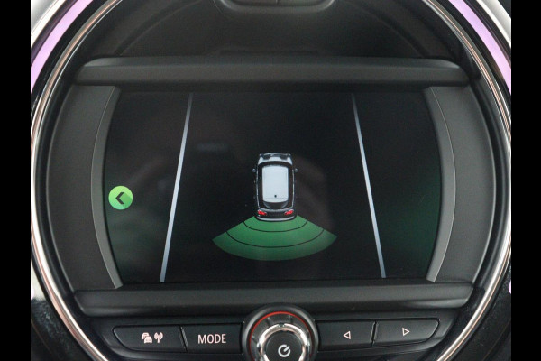 MINI Clubman 1.5 One Salt | Cruise control | Navigatie | Bluetooth | Climate control | NAP 88.741km. | 16" velgen