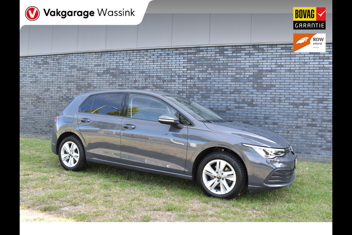 Volkswagen Golf 1.0 eTSI Life Business Automaat Navigatie/CarPlay