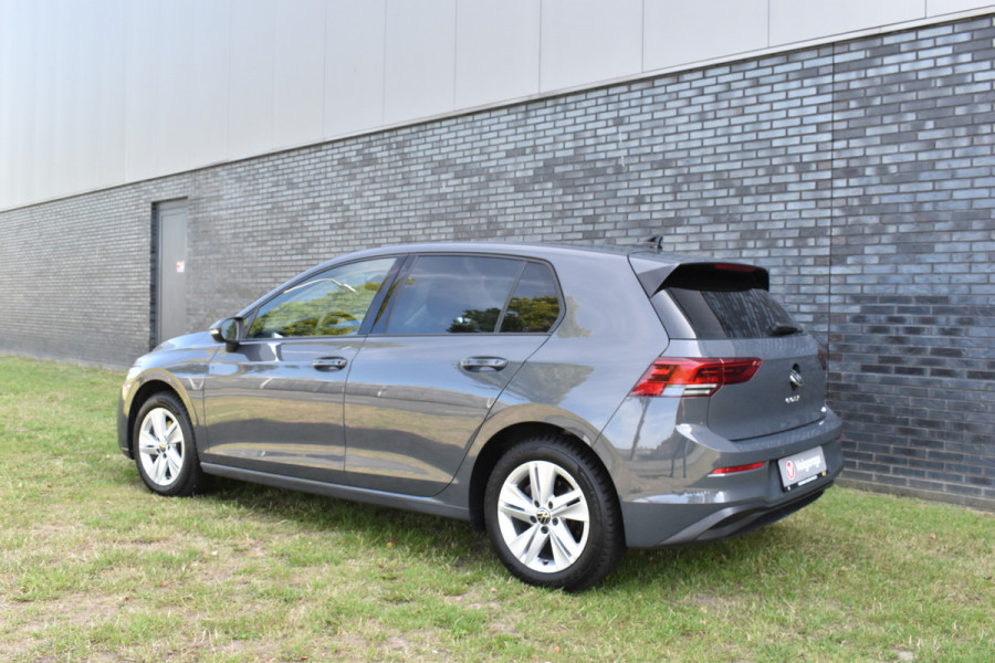 Volkswagen Golf 1.0 eTSI Life Business Automaat Navigatie/CarPlay