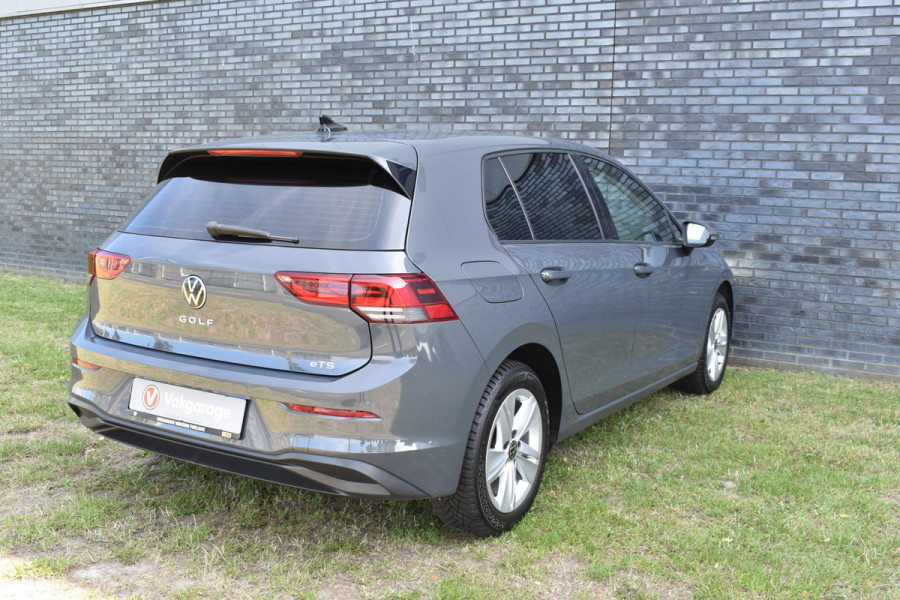 Volkswagen Golf 1.0 eTSI Life Business Automaat Navigatie/CarPlay