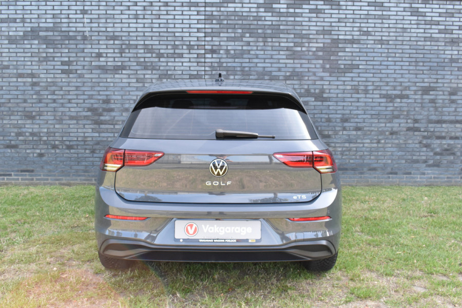 Volkswagen Golf 1.0 eTSI Life Business Automaat Navigatie/CarPlay