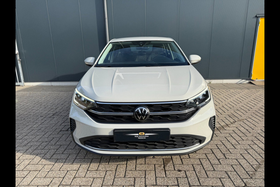 Volkswagen Taigo 1.0 TSI * Carplay * Adaptieve Cruise * Virtual Cockpit * Lm Velgen *