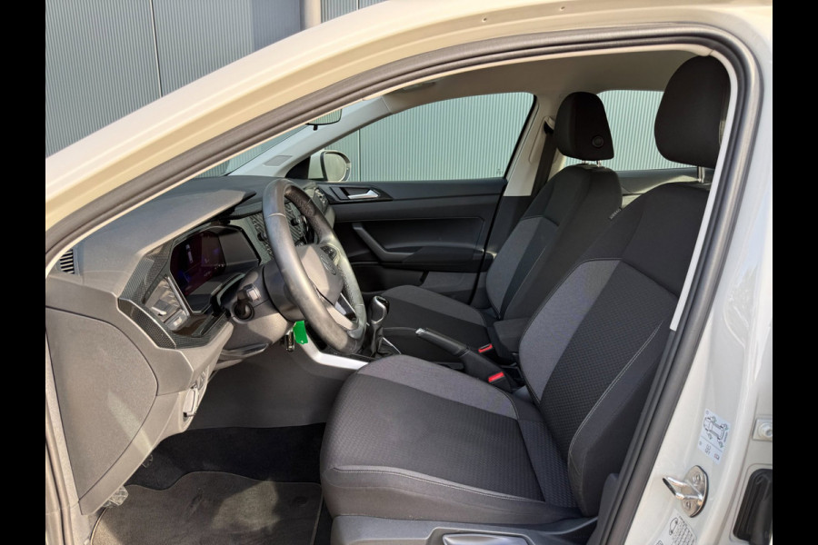 Volkswagen Taigo 1.0 TSI * Carplay * Adaptieve Cruise * Virtual Cockpit * Lm Velgen *