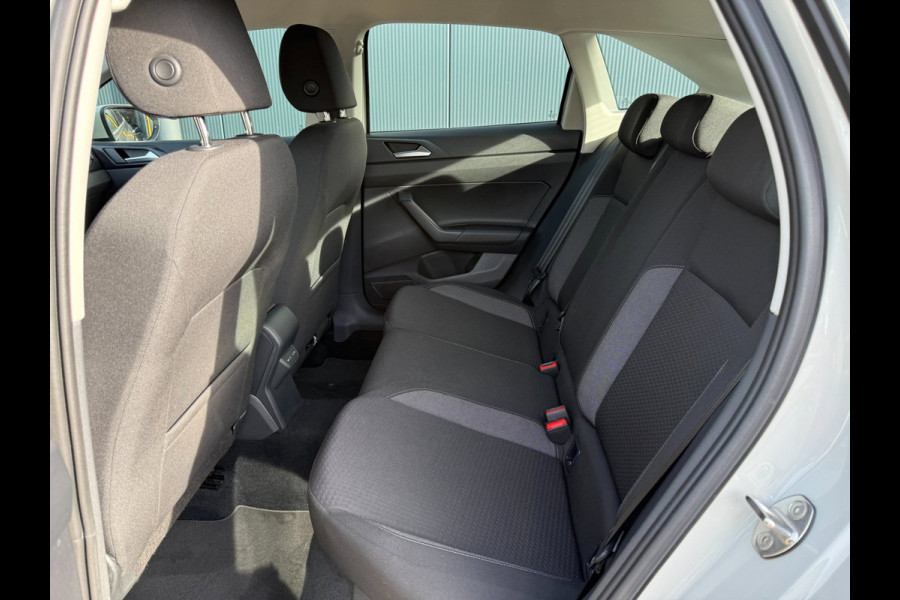 Volkswagen Taigo 1.0 TSI * Carplay * Adaptieve Cruise * Virtual Cockpit * Lm Velgen *