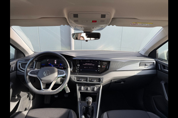 Volkswagen Taigo 1.0 TSI * Carplay * Adaptieve Cruise * Virtual Cockpit * Lm Velgen *