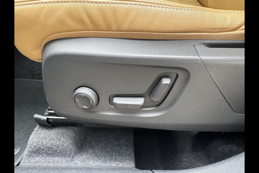 Volvo XC40 1.5 T5 Recharge Inscription | SOH: 87,0% | Trekhaak | Panorama | Leder Amber | H&K Audio | Memory Seat | Camera |