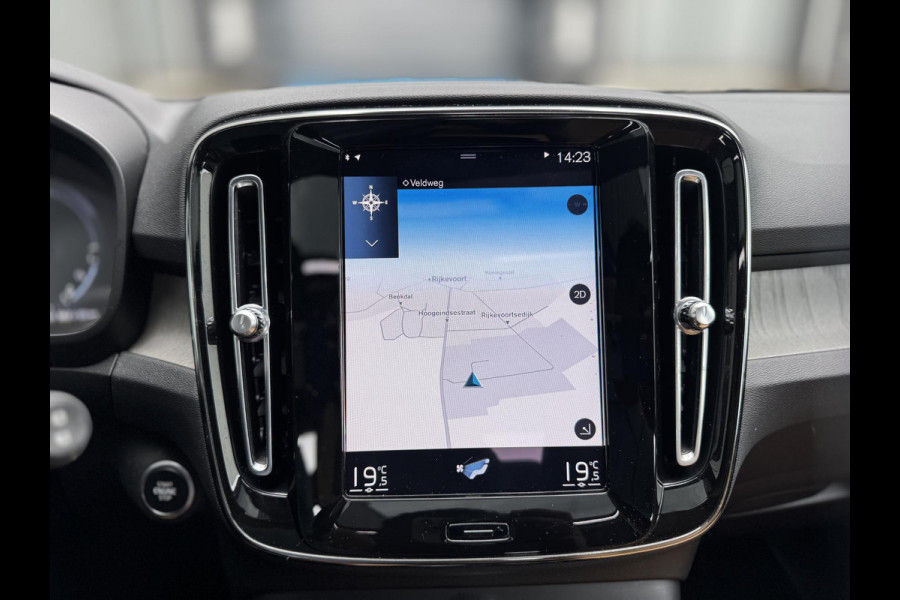 Volvo XC40 1.5 T5 Recharge Inscription | SOH: 87,0% | Trekhaak | Panorama | Leder Amber | H&K Audio | Memory Seat | Camera |