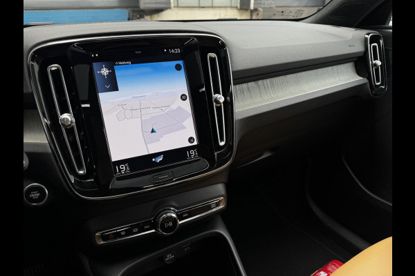 Volvo XC40 1.5 T5 Recharge Inscription | SOH: 87,0% | Trekhaak | Panorama | Leder Amber | H&K Audio | Memory Seat | Camera |