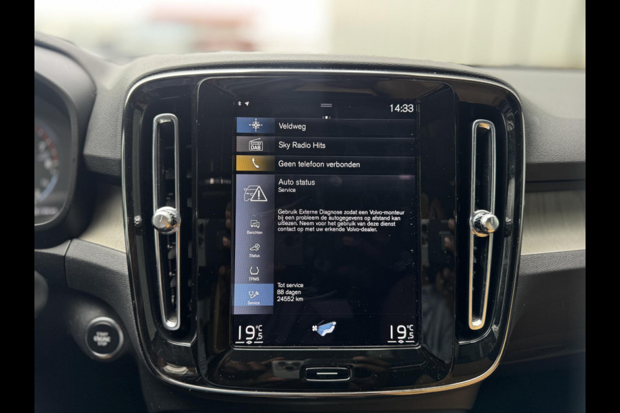 Volvo XC40 1.5 T5 Recharge Inscription | SOH: 87,0% | Trekhaak | Panorama | Leder Amber | H&K Audio | Memory Seat | Camera |