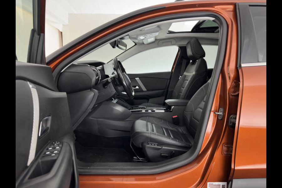 Citroën C4 1.2 Puretech Shine (INCL-BTW) *PANO | HEAD-UP | LEATHER | FULL-LED | ADAPTIVE-CRUISE |  DIGI-COCKPIT | BLINDSPOT | SHIFT-PADDLES | HEATED-COMFORTSEATS | ECC | LANE-ASSIST | KEYLESS | PDC | CRUISE | DAB  | 18''A