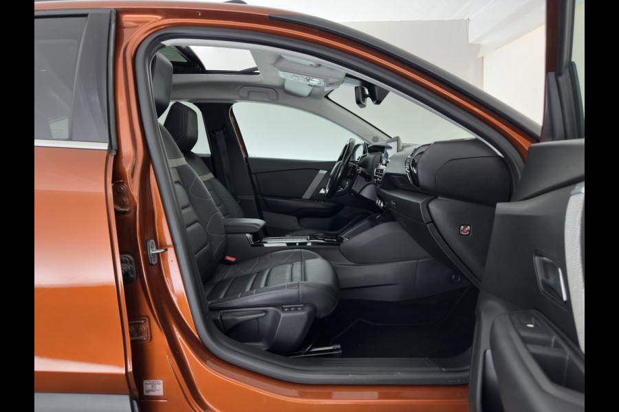 Citroën C4 1.2 Puretech Shine (INCL-BTW) *PANO | HEAD-UP | LEATHER | FULL-LED | ADAPTIVE-CRUISE |  DIGI-COCKPIT | BLINDSPOT | SHIFT-PADDLES | HEATED-COMFORTSEATS | ECC | LANE-ASSIST | KEYLESS | PDC | CRUISE | DAB  | 18''A