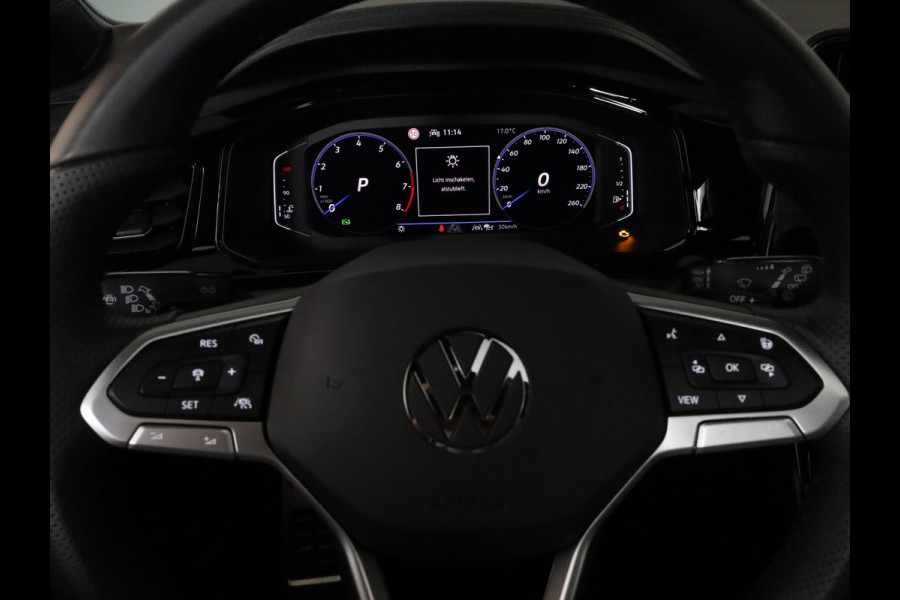 Volkswagen T-Roc 1.5 TSI R-Line Edition 150PK DSG | Panorama dak | Camera | Apple carplay | PDC|