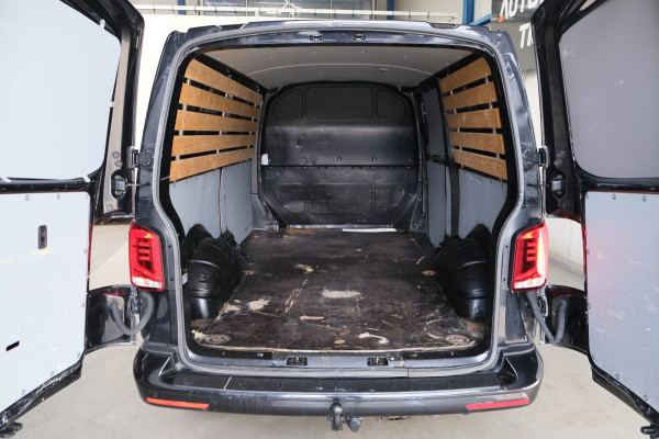 Volkswagen Transporter 2.0 TDI L2H1 28 Automaat > MARGE <