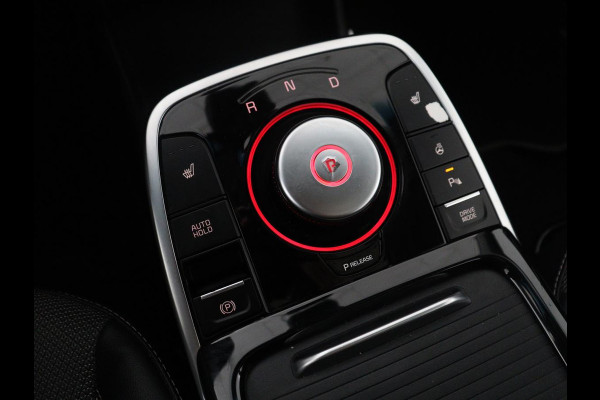 Kia e-Niro DynamicPlusLine 64 kWh | SOH 95,4% | Panoramadak | Half leder | Adaptive cruise | Stuur/stoel verwarming | Navigatie | Carplay | Camera | Park assist | Climate control