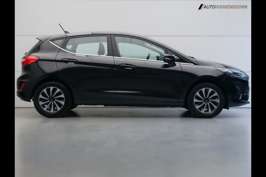Ford Fiesta 1.0 EcoBoost Hybrid Titanium Sport (APPLE CARPLAY,PARKEERSENSOREN,CRUISE CONTROL,NAVIGATIE,LANE ASSIST,TOPCONDITIE)