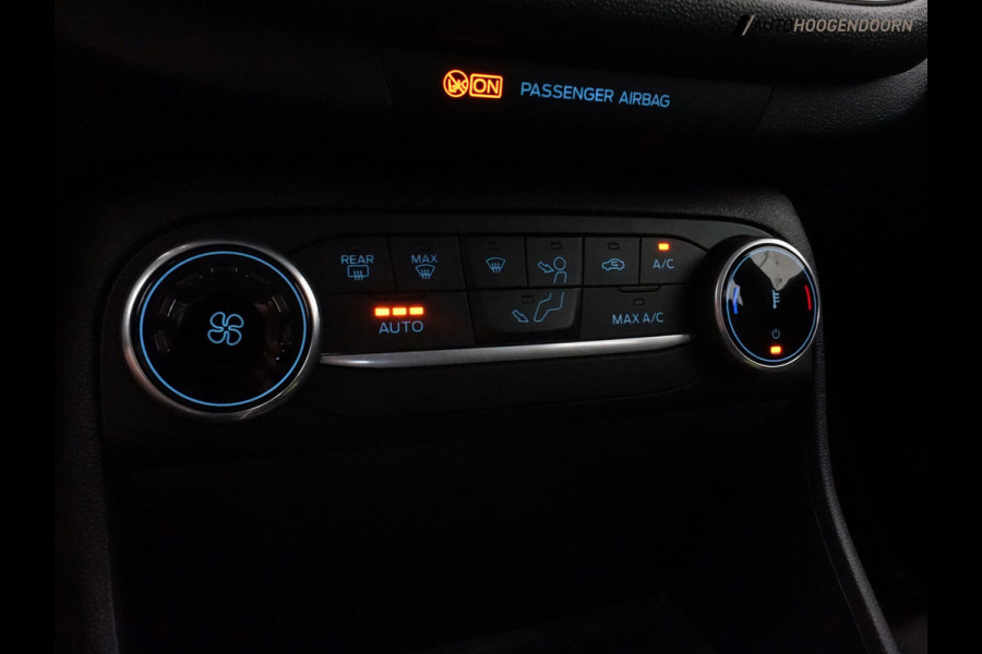 Ford Fiesta 1.0 EcoBoost Hybrid Titanium Sport (APPLE CARPLAY,PARKEERSENSOREN,CRUISE CONTROL,NAVIGATIE,LANE ASSIST,TOPCONDITIE)
