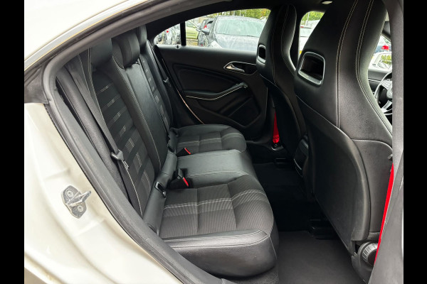 Mercedes-Benz CLA-Klasse 180 Business Solution AMG NAVI|LEDER|PDC|NWE APK