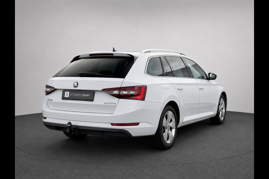 Škoda Superb Combi 1.6 TDI Ambition | Trekhaak | LED | Apple Carplay | DAB+ | Cruise | Dealer onderhouden