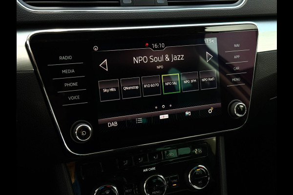 Škoda Superb Combi 1.6 TDI Ambition | Trekhaak | LED | Apple Carplay | DAB+ | Cruise | Dealer onderhouden