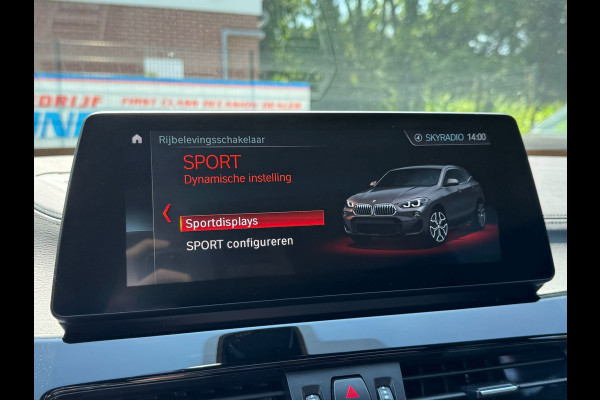 BMW X2 M35iA 306PK xDRIVE M-SPORT LEDER/NAVI/HEAD-UP/PANORAMADAK