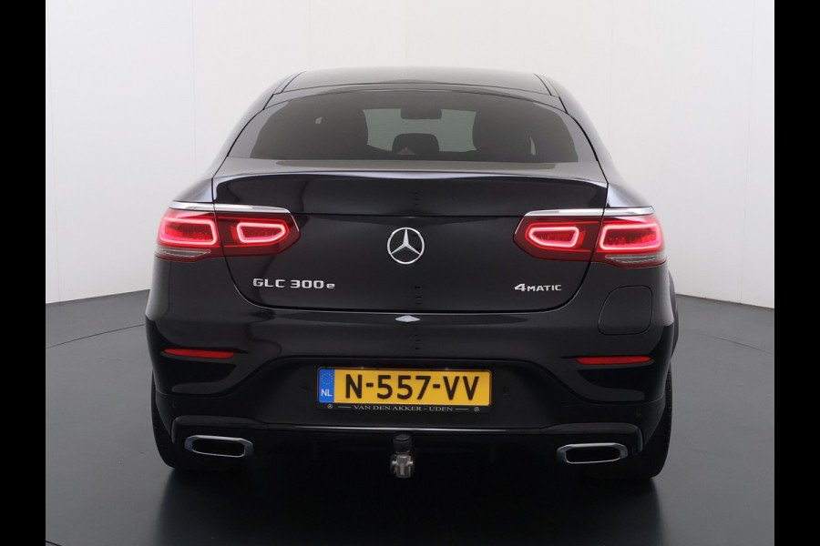 Mercedes-Benz GLC 300e 4Matic AMG Coupé // SoH 94% // Trekhaak // Burmester // Digitaal Dashbord // Carplay // Nightpakket // Alarm