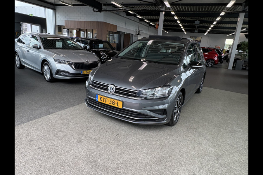 Volkswagen Golf Sportsvan 1.5 TSi ACT 150pk DSG Comfortline SCHUIFDAK/CAMERA/DODEHOEK/ADAPT.CRUISE/CARPLAY/PDC