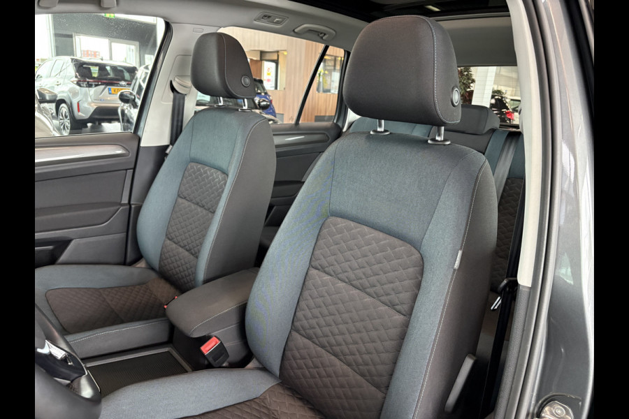 Volkswagen Golf Sportsvan 1.5 TSi ACT 150pk DSG Comfortline SCHUIFDAK/CAMERA/DODEHOEK/ADAPT.CRUISE/CARPLAY/PDC