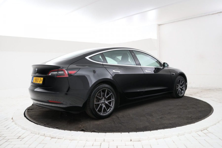 Tesla Model 3 Standard RWD Plus 60 kWh Navigatie,