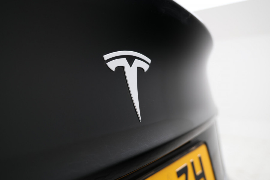 Tesla Model 3 Standard RWD Plus 60 kWh Navigatie,
