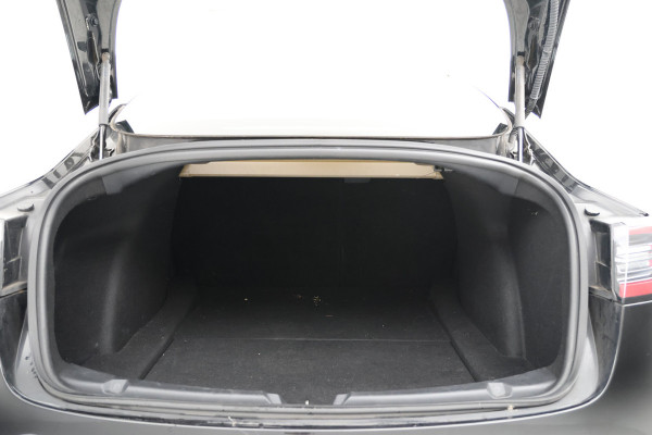 Tesla Model 3 Standard RWD Plus 60 kWh Navigatie,