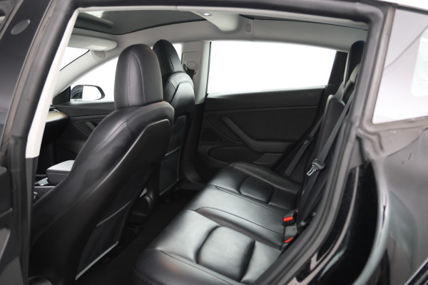 Tesla Model 3 Standard RWD Plus 60 kWh Navigatie,