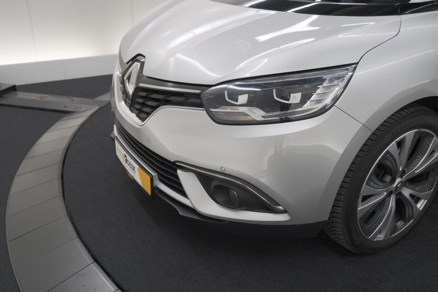 Renault Scénic TCe 140 Intens | Trekhaak | Camera | Panoramadak | Navigatie