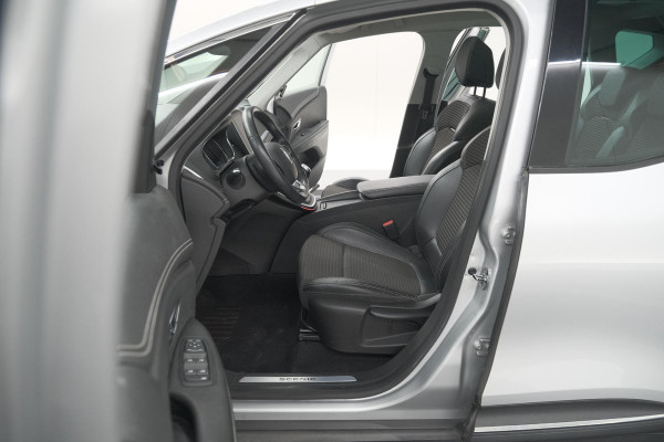Renault Scénic TCe 140 Intens | Trekhaak | Camera | Panoramadak | Navigatie