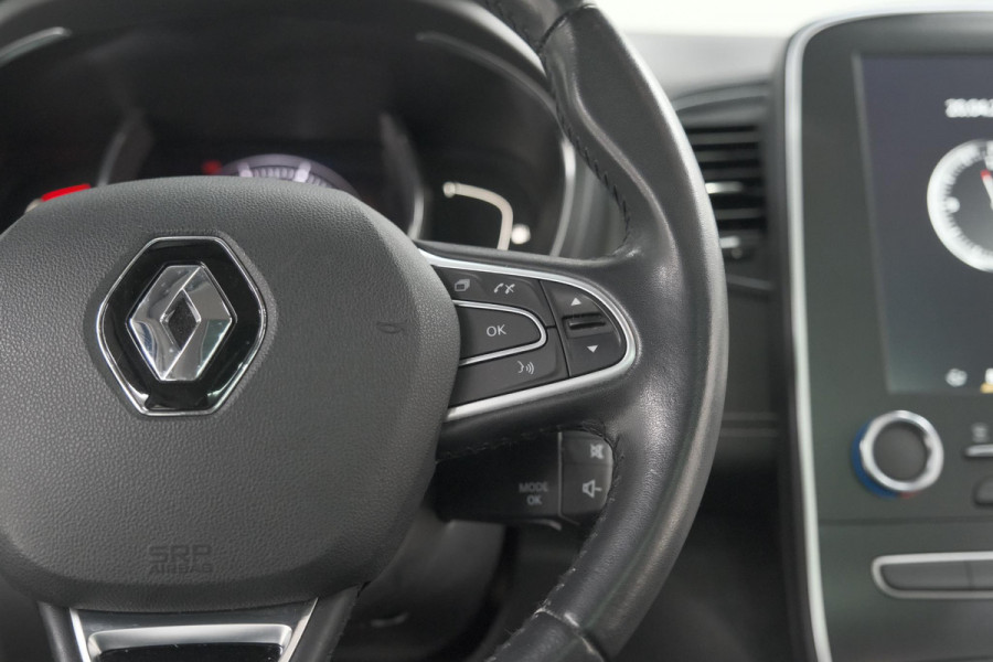 Renault Scénic TCe 140 Intens | Trekhaak | Camera | Panoramadak | Navigatie