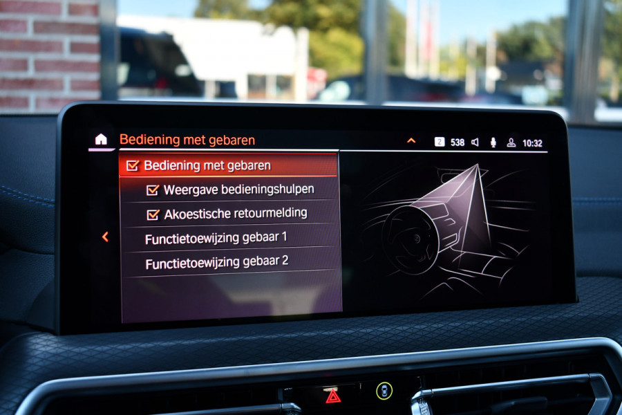 BMW X3 xDrive30e M-Sport Pano Trekh HUD E-zetels 360-cam Gesture