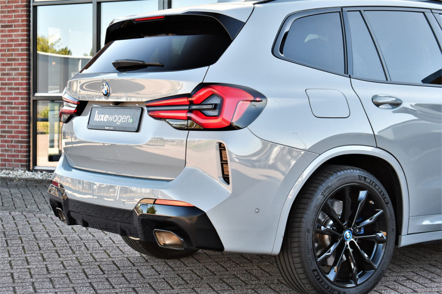 BMW X3 xDrive30e M-Sport Pano Trekh HUD E-zetels 360-cam Gesture