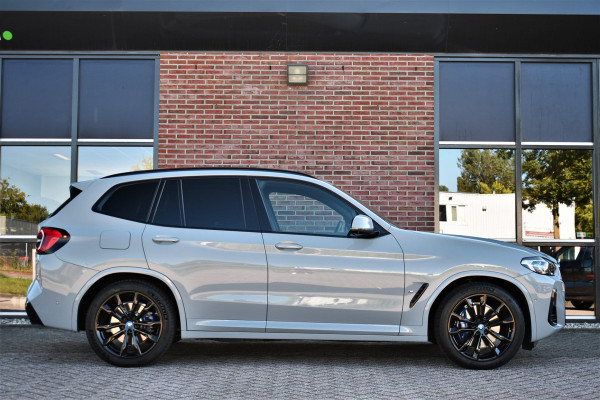 BMW X3 xDrive30e M-Sport Pano Trekh HUD E-zetels 360-cam Gesture