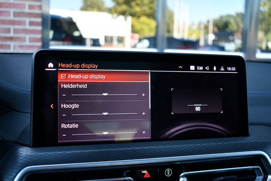 BMW X3 xDrive30e M-Sport Pano Trekh HUD E-zetels 360-cam Gesture