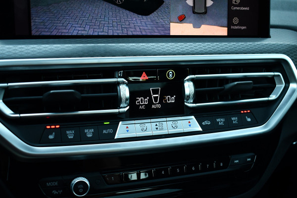BMW X3 xDrive30e M-Sport Pano Trekh HUD E-zetels 360-cam Gesture