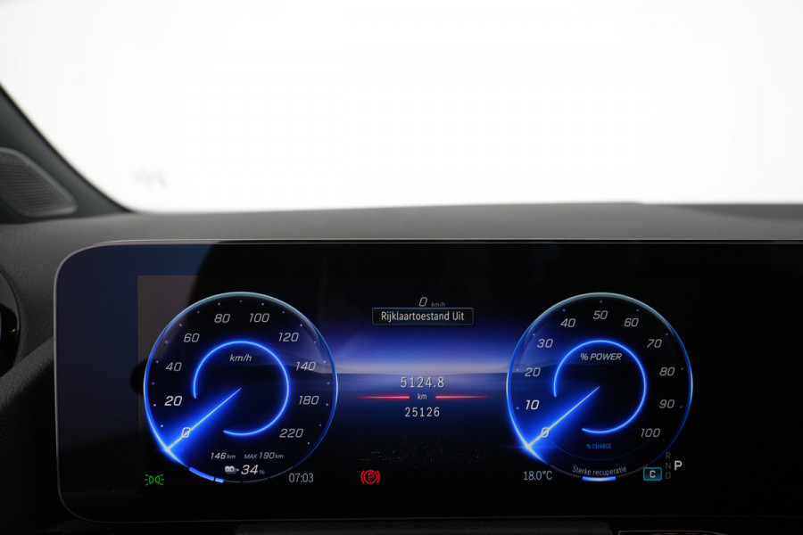 Mercedes-Benz EQA 250+ Business Line 71 kWh Ledkoplampen | Sfeerverlichting | Achteruitrijcamera | Stoelverwarming. Inclusief 24 maanden MB Certified garantie voor Europa.