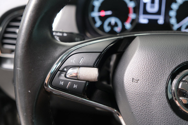 Škoda Fabia Combi 1.0 TSI Ambition - N.A.P. Airco, Cruise, Navi, PDC, Carplay.