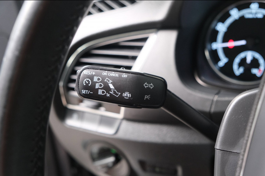 Škoda Fabia Combi 1.0 TSI Ambition - N.A.P. Airco, Cruise, Navi, PDC, Carplay.