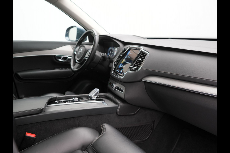 Volvo XC90 T8 Recharge AWD Inscription 7 Persoons PHEV 395pk Dealer O.H | Panodak | Head Up | Adaptive Cruise | Nappa  Lederen Sportstoelen Memory & Verwarmd | Harman / Kardon | 360 Camera | Blis | Apple Carplay | Keyless | Navigatie | Virtual | 21" L.M | DAB | Plug In Hybrid |
